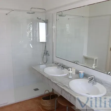 Holiday home Dunia By Villitas